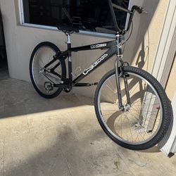 Kona Kaboom 26” single speed Bike bicycle