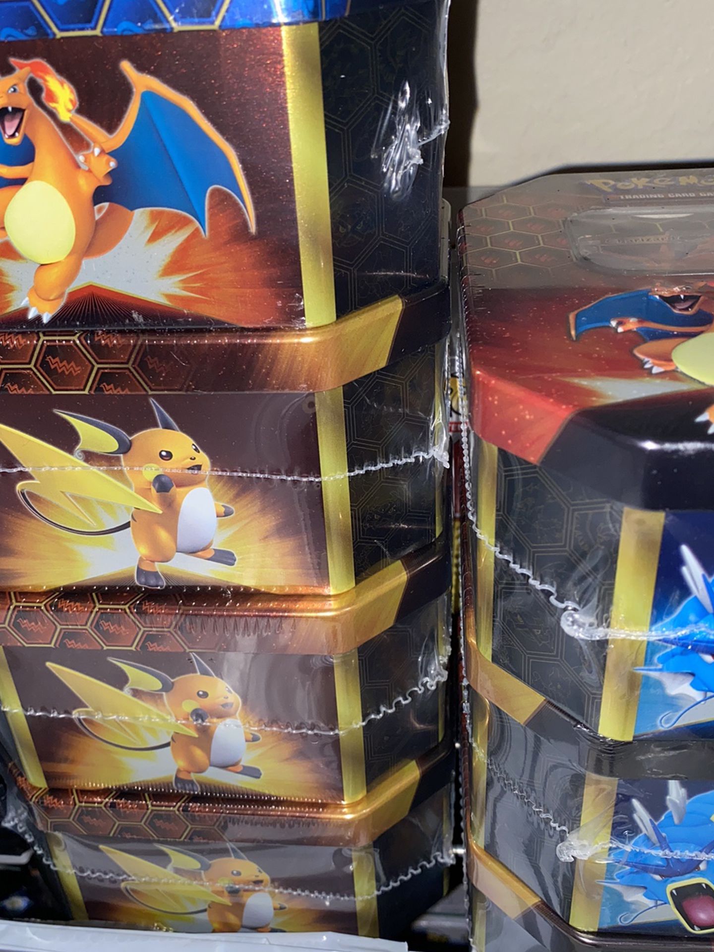 Pokémon Trading Card Game: Hidden Fates Tin Assortment