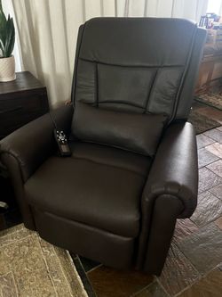Osaki Recliner with Lift and Massage