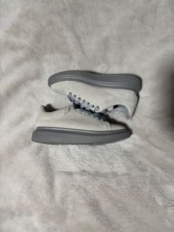 Alexander mcqueens Grey suede