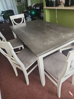 Dining Table Set with 4 Chairs