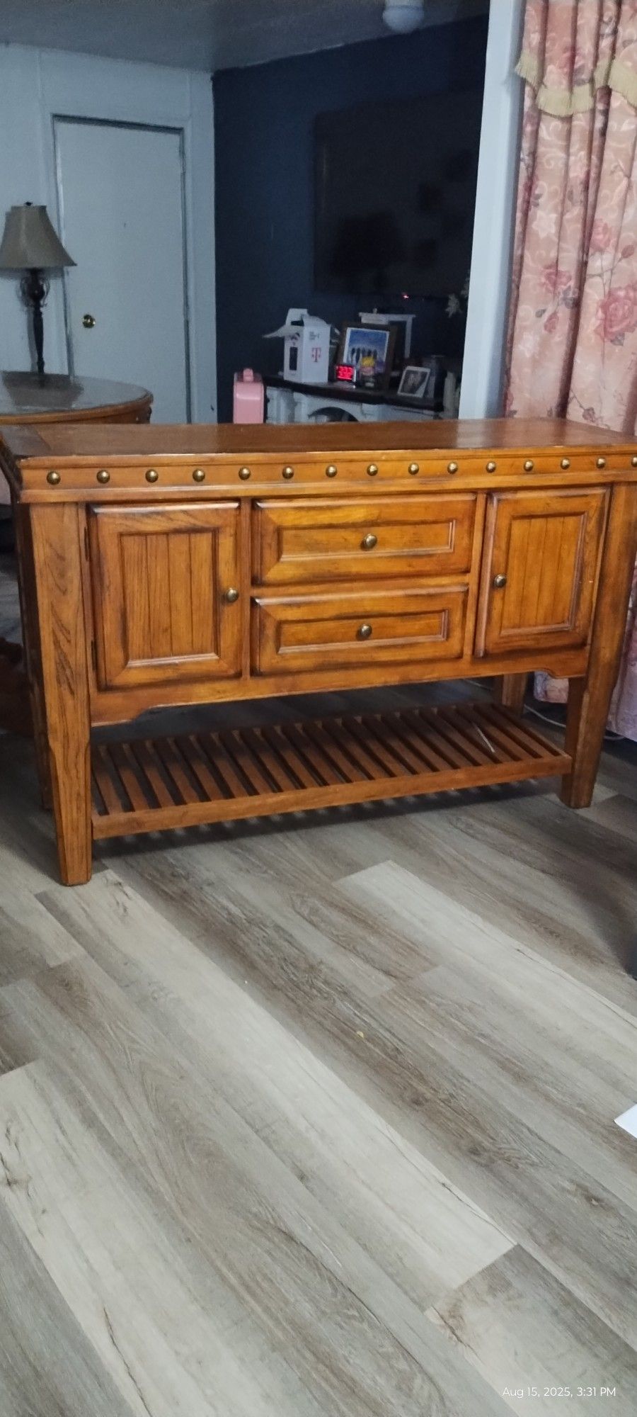 Matching Kitchen table,Hutch ,4Chairs.