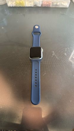 Apple SE 2 ND Generation 40 MM