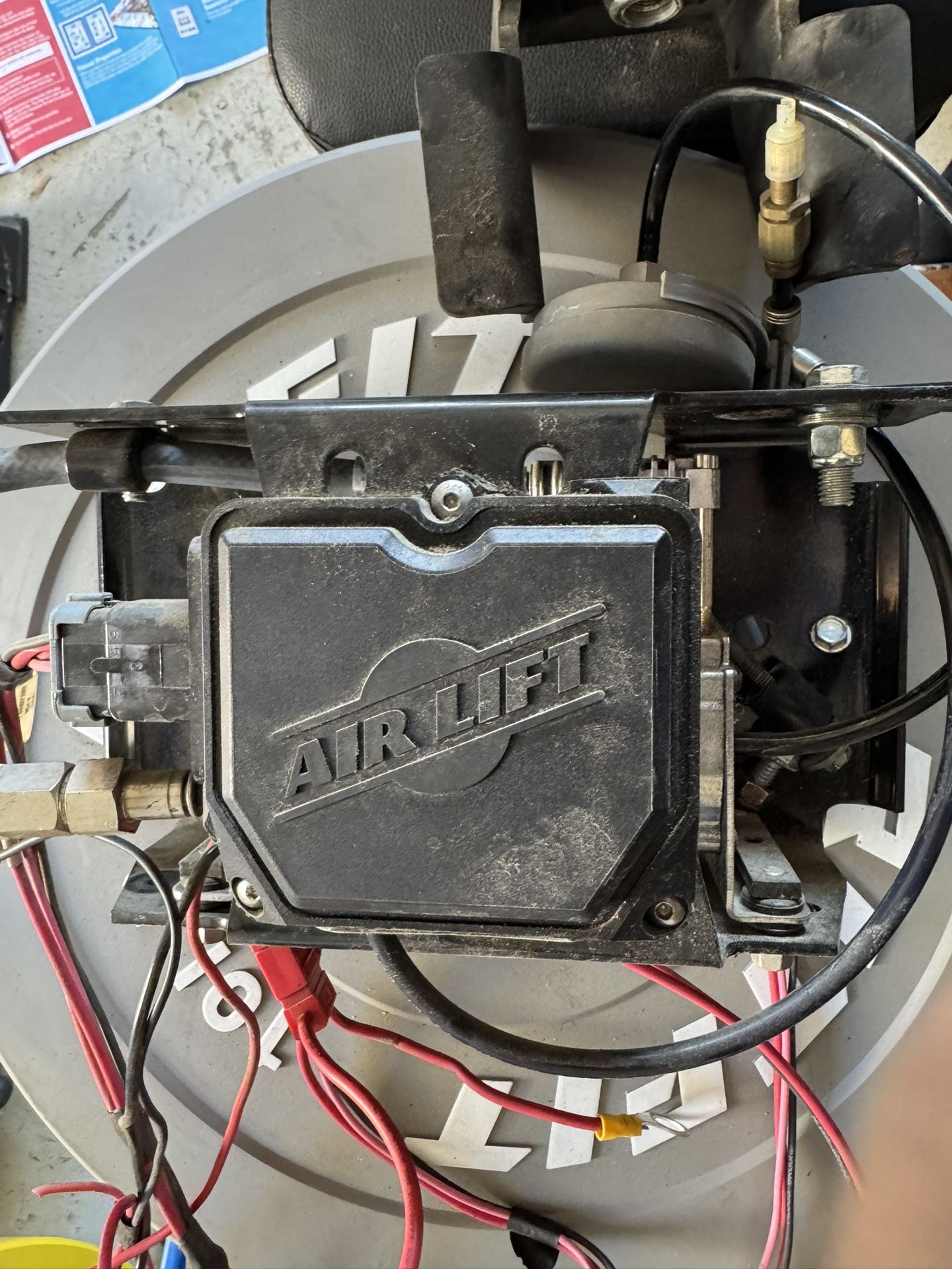 Air Lift Wireless Kit