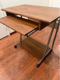 Computer desk