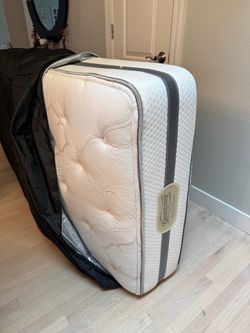 Simmons Beautyrest Recharge Twin Mattress
