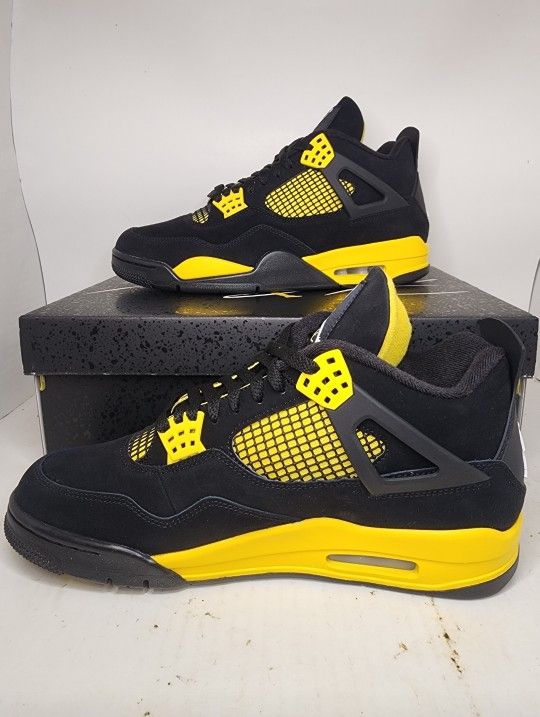 Jordan 4 Thunder Sz 11