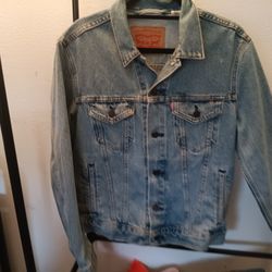 2 Levi's jackets for men size small