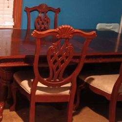 Double Pedestal Wood Dining Room Table with 4 Matching Dining Room Chairs
