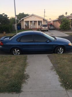 2002 Ford Taurus SES