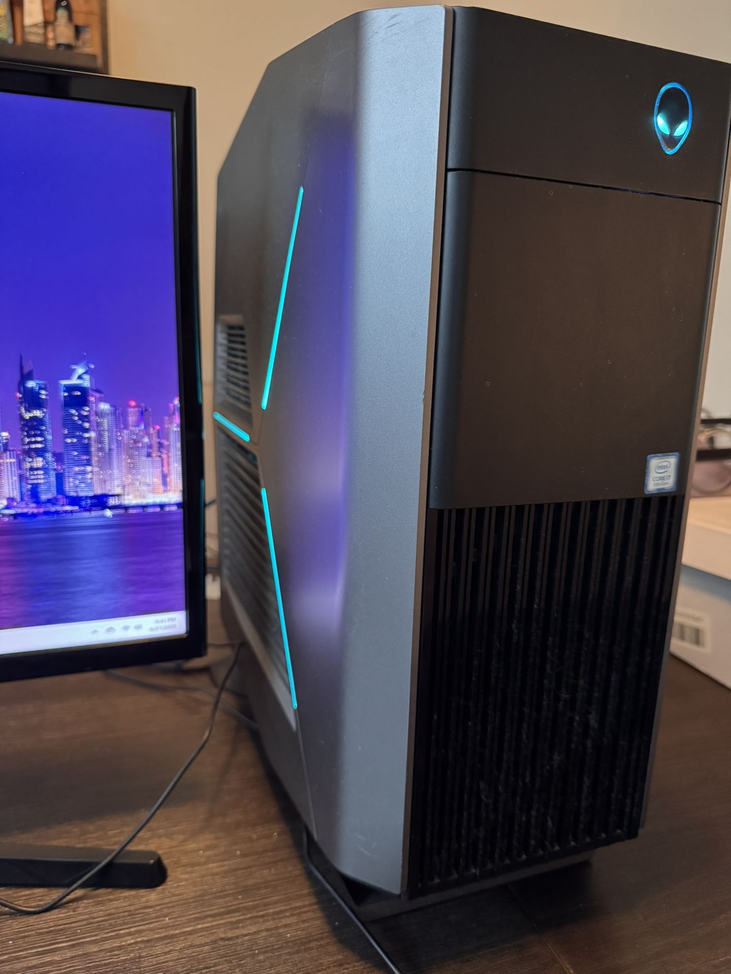 Alienware Aurora R7