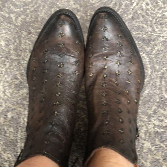 Kanna chocolate brown ankle cowboy boots in 37