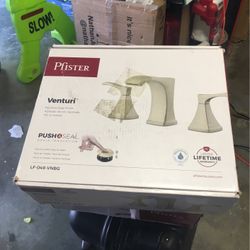 Pfister widespread 2 handle bathroom faucet