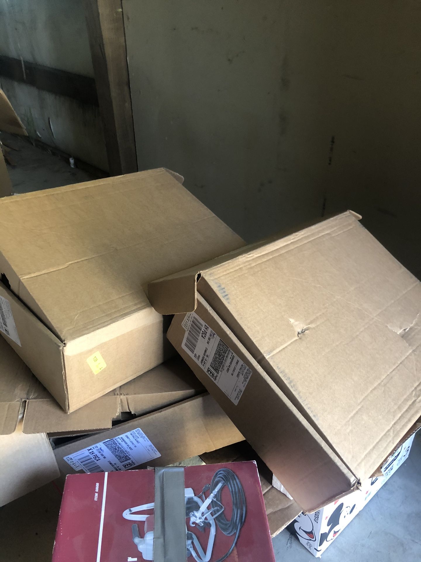 Free boxes