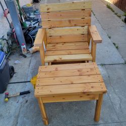 Outside Chair With Mini Table 