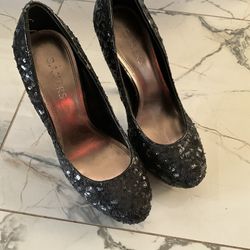 Size 8 Sparkling Black Heels By Bakers