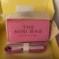 New/Authentic Marc Jacobs “The Mini Bag” in bow Pink 