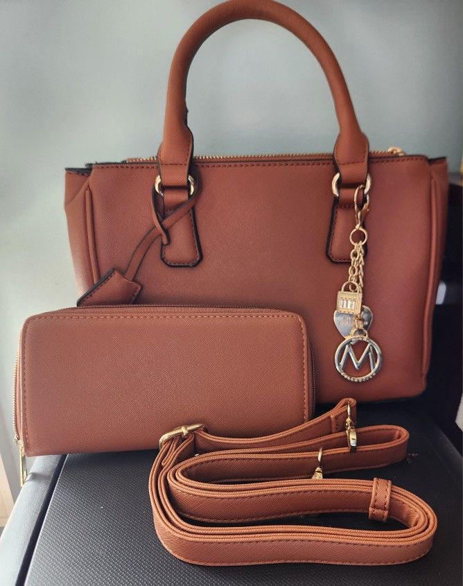 Mia K Collection Handbag & Wallet