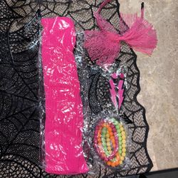 New unworn without tags   This deluxe devil Headpiece is great and worked out well for you to be maleficent for Halloween. Just wear it to surprise yo