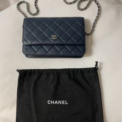 Chanel Quilted Wallet On Chain