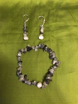 Freshwater pearl and tourmaline bracelet and earrings