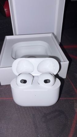 Gen 3 A.i.po.ds taking offers need them gone asap