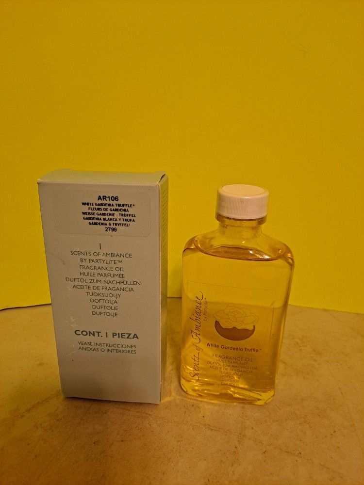 PartyLite Scents Of Ambiance Fragrance Oil White Gardenia Truffle-$13.00