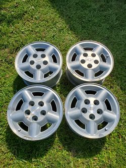 Chevy s10 2002 aluminum rims only
