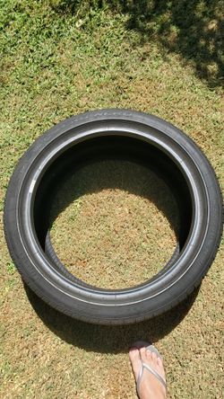 255 40 19.  Pirelli (1) / Lionhart (1) /  Hankook (2)