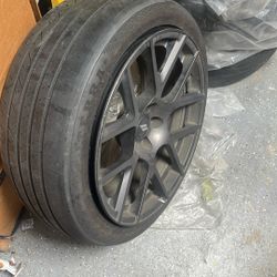 Used Neoterra 2018 Dodge Charger Tires