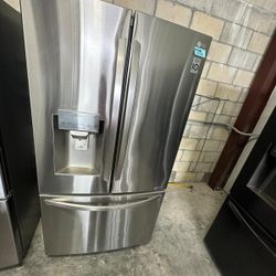 All features L G Re frige rator Fri dge Fre nch Do or Frid ges