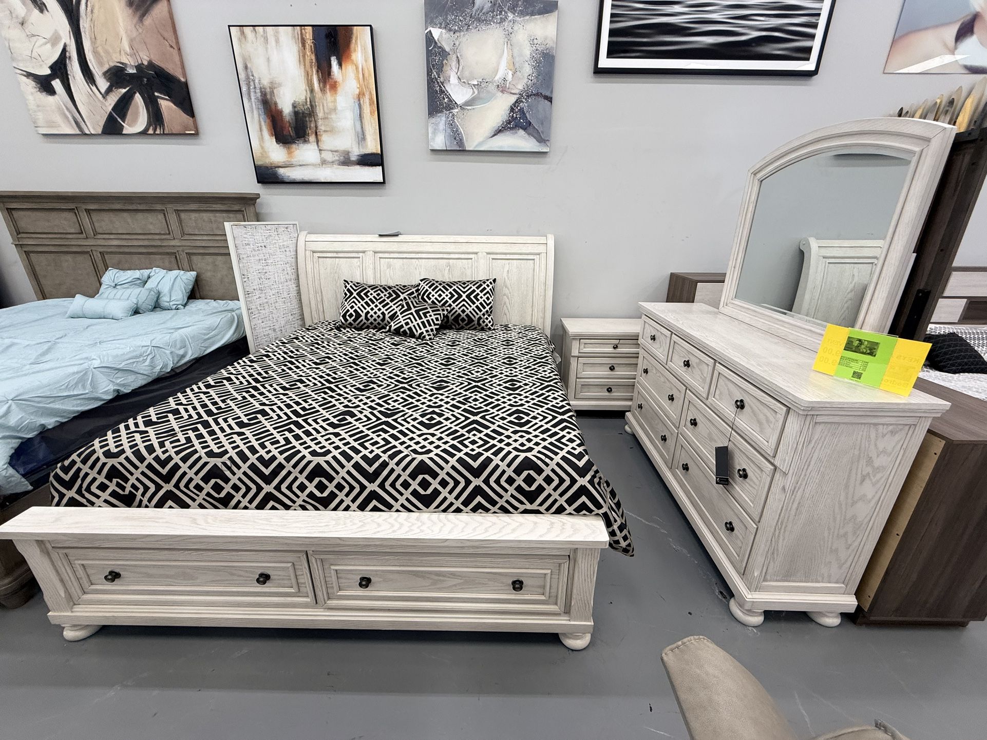 New Bedroom Set For $32 Downpayment Financial