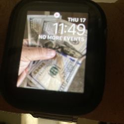 Apple Watch Series 3 comes with a 🔌 Unlock
