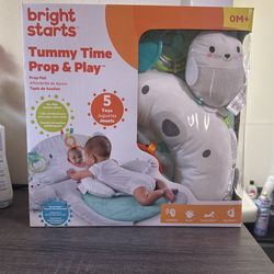 baby tummy play time