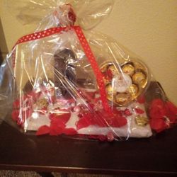 FOR YOUR SPECIAL MAN"NEW" 212 NY CAROLINA HERRERA