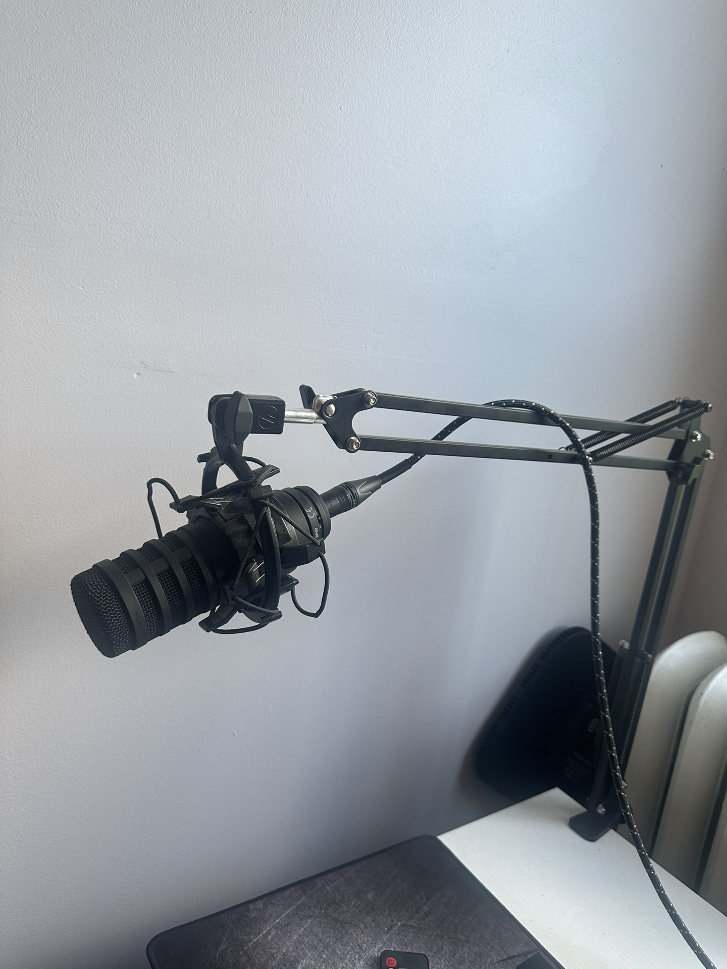 Audio Technica Bp40 Microphone