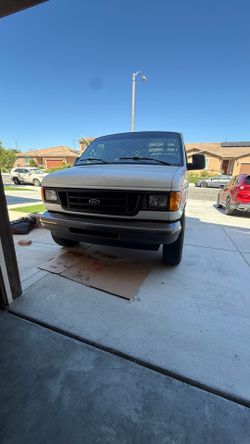 2005 Ford Econoline