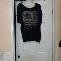 Black T SHIRT