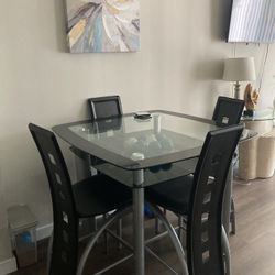 Modern Dining Table And Chairs