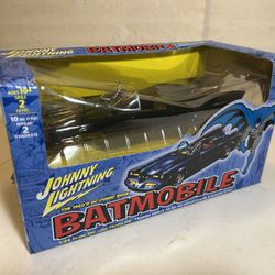 1960’s DC Comics Batmobile 1:24 Scale Vintage Die Cast Model Kit Johnny Lightning 2002 NIB