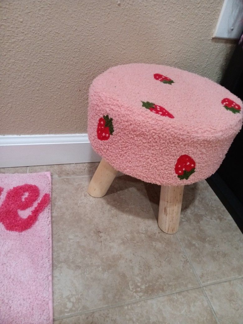 Strawberry Stool