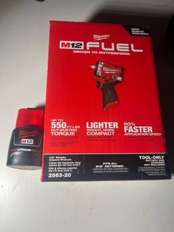 Milwaukee M12 FUEL 1/2" Stubby Impact Wrench