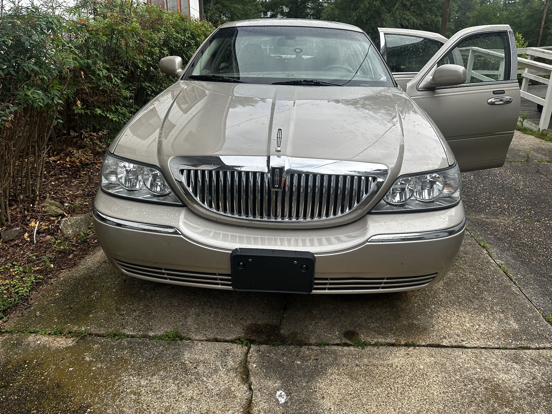 2007 Lincoln Town Car