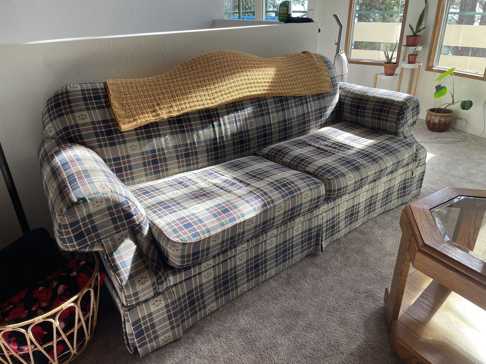 Sofa / Couch GREAT CONDITION 