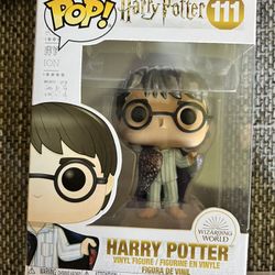 Funko Pop Harry Potter W/ Invisibility Cloak