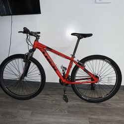 Trek Marlin Mountain Bike