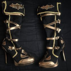 Black And Gold  Heels 