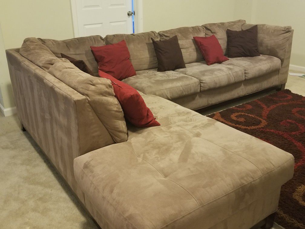 Living room set (Sold together or separately)