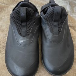 Nike Zoom Pulse Triple Black Slip-On Shoes SZ7