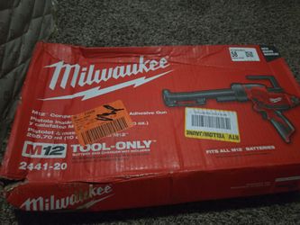 M12 Milwaukee Caulk Gun